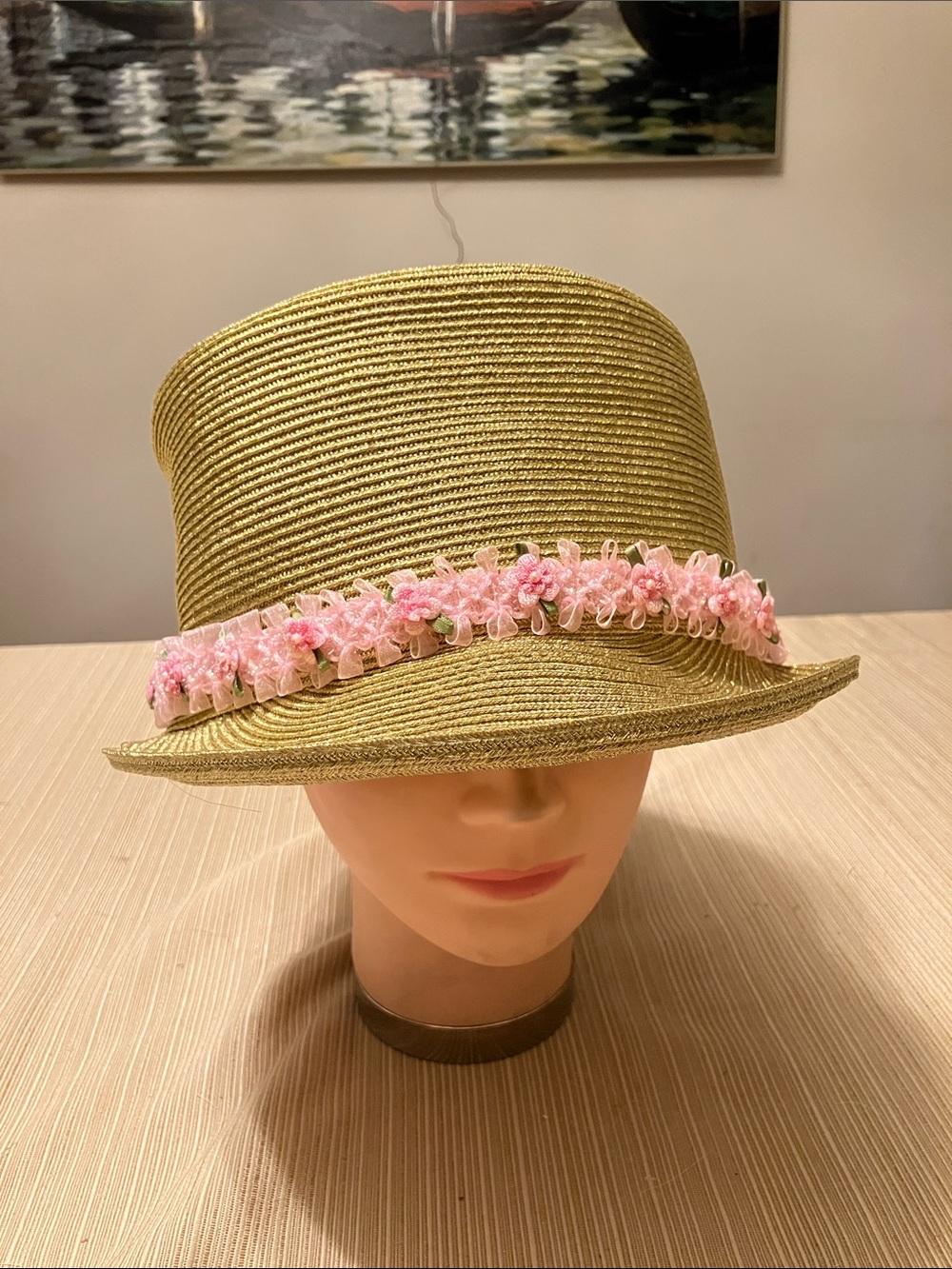 Chic Metallic Gold Hat with Pink Floral Trim